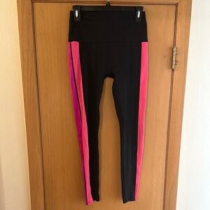 K-Deer Women’s Sneaker Length Striped Color Block Leggings Pink Black Medium